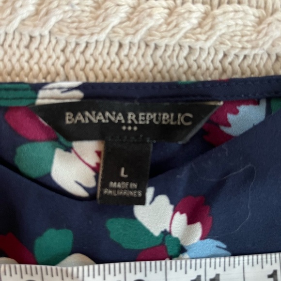 Banana Republic Navy Adjustable Strap Tank Camisole Women’s Size Large - Picture 10 of 12